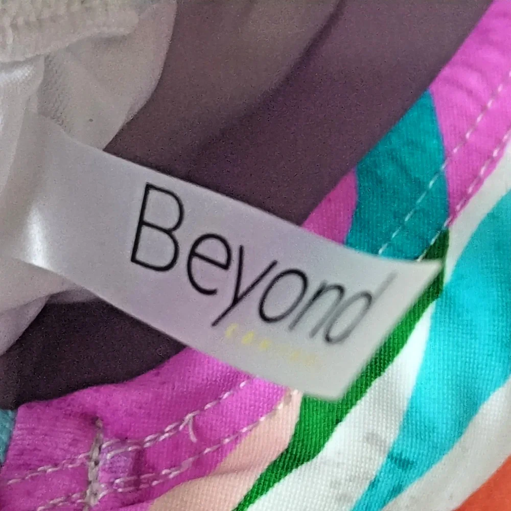 Beyond Control Womens One Piece Swimsuit Multicolor Geometric Abstract Size 6